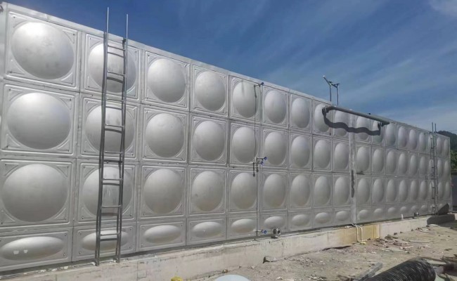 不銹鋼水箱特點和優點是什么